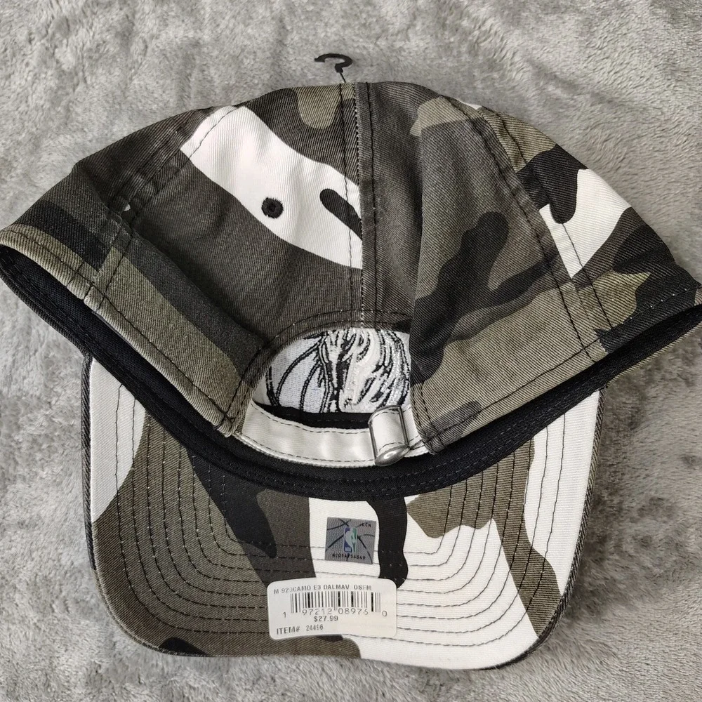 New Era Dallas‎ Mavericks NBA White Green Camouflage 9Twenty Adjustable Dad Hat